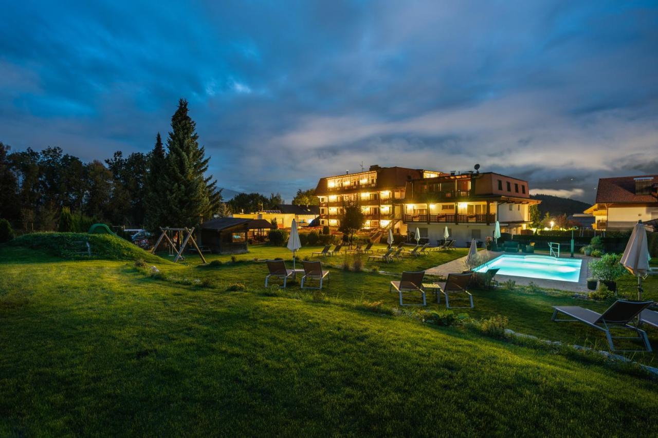 Hotel Reischach Μπρούνικο Εξωτερικό φωτογραφία
