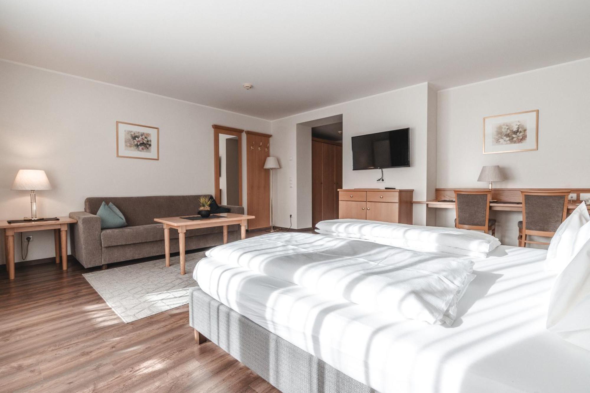 Hotel Reischach Μπρούνικο Εξωτερικό φωτογραφία