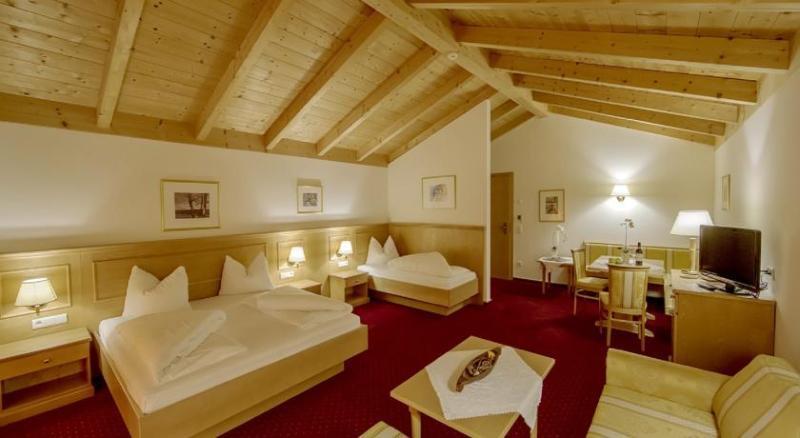 Hotel Reischach Μπρούνικο Εξωτερικό φωτογραφία